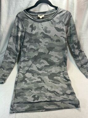 Jane and Delancey Gray Camouflage Dress Size XS Long Sleeve Pockets Knee Length